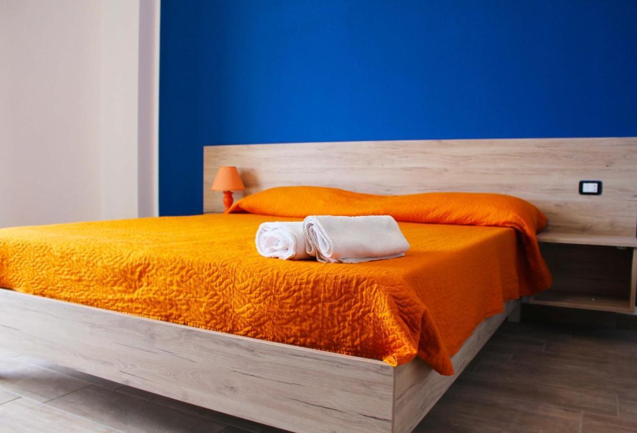 Bed Ponente Hotel Isola delle Femmine Exterior foto