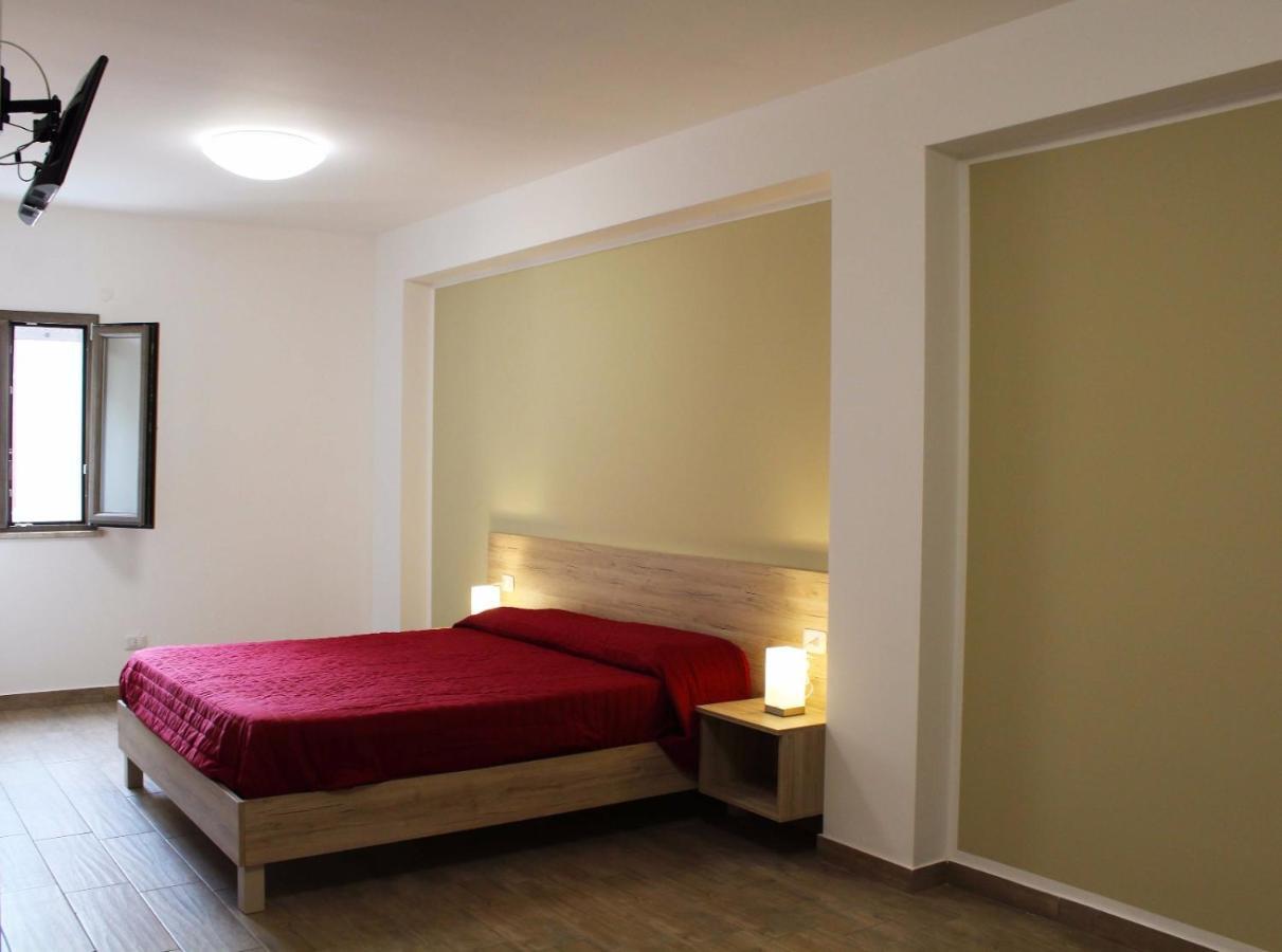 Bed Ponente Hotel Isola delle Femmine Exterior foto